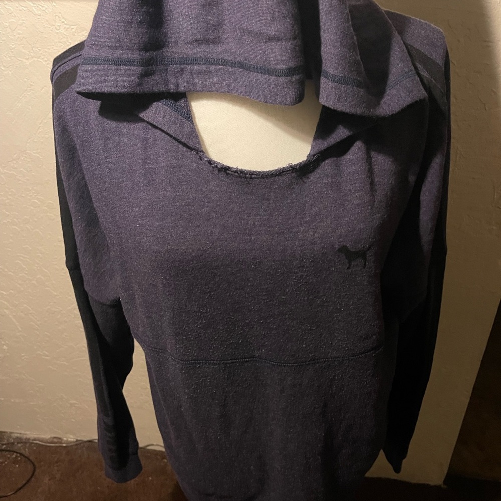 Pink pullover vintage